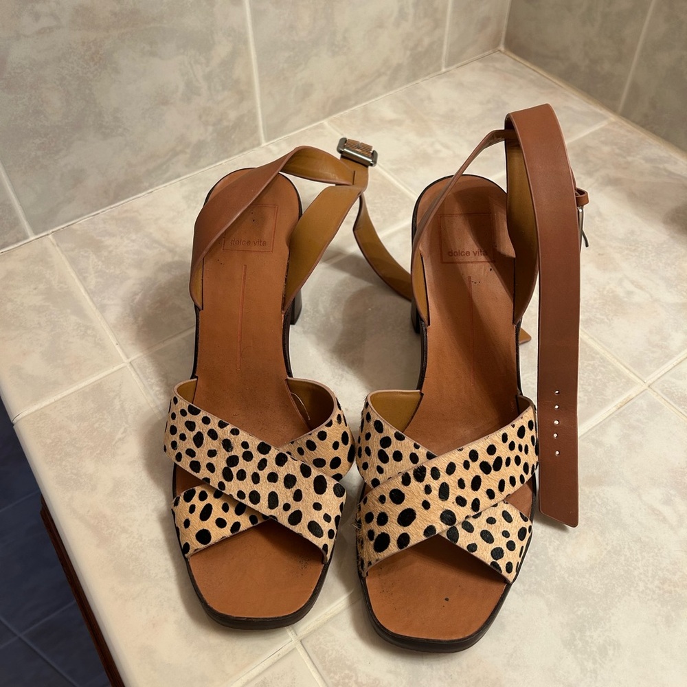 Aldo Women's Spotted Tan and Black Sandals
